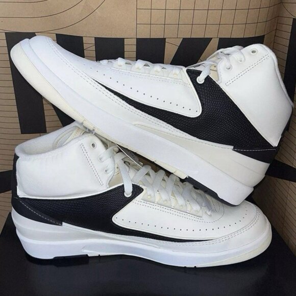 NEW Nike Air Jordan 2 Retro Sail Black DX4400-100 Men Sz 9, Womens 10.5